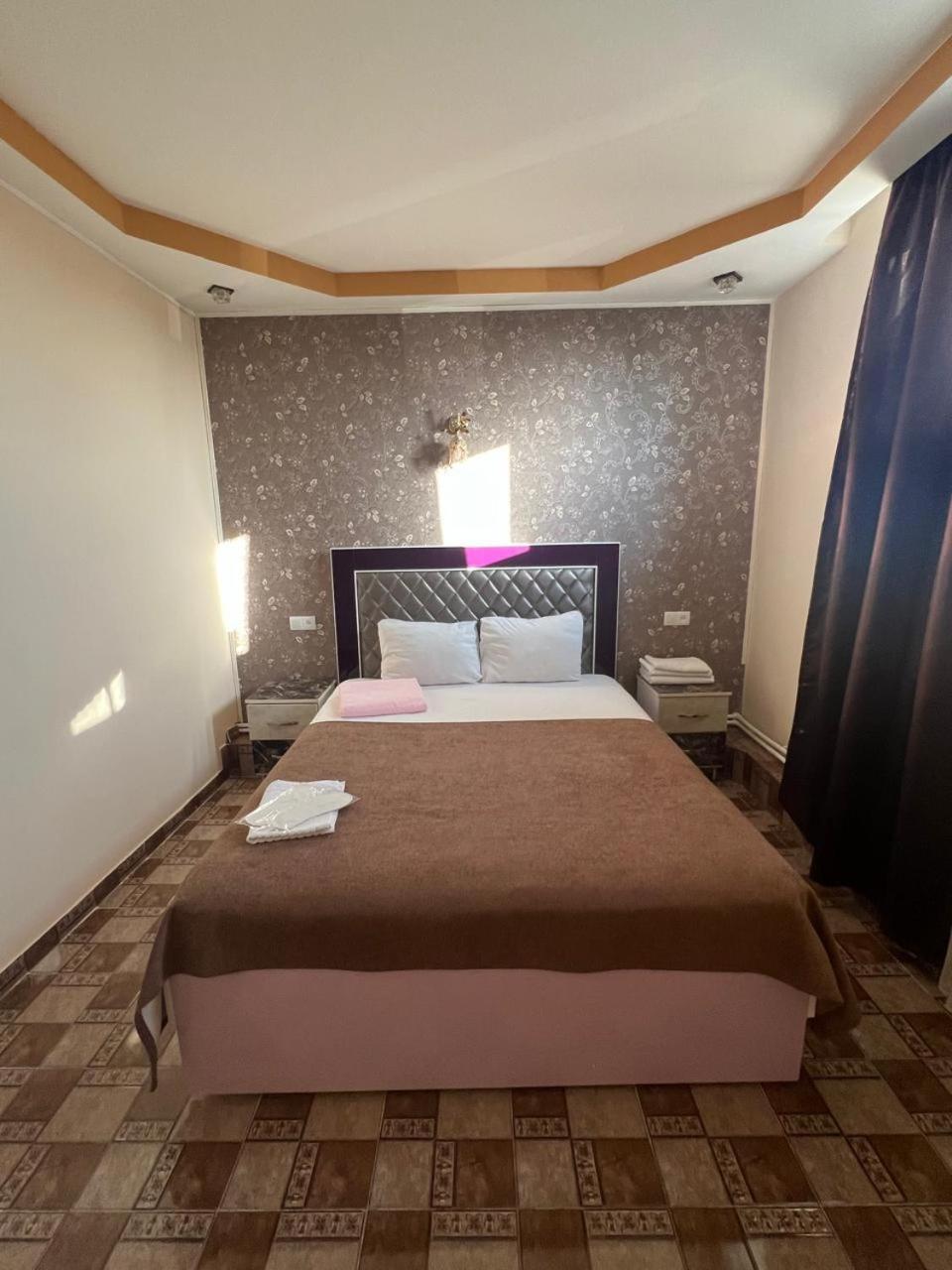 Narek+ Hotel Arrinj Værelse billede