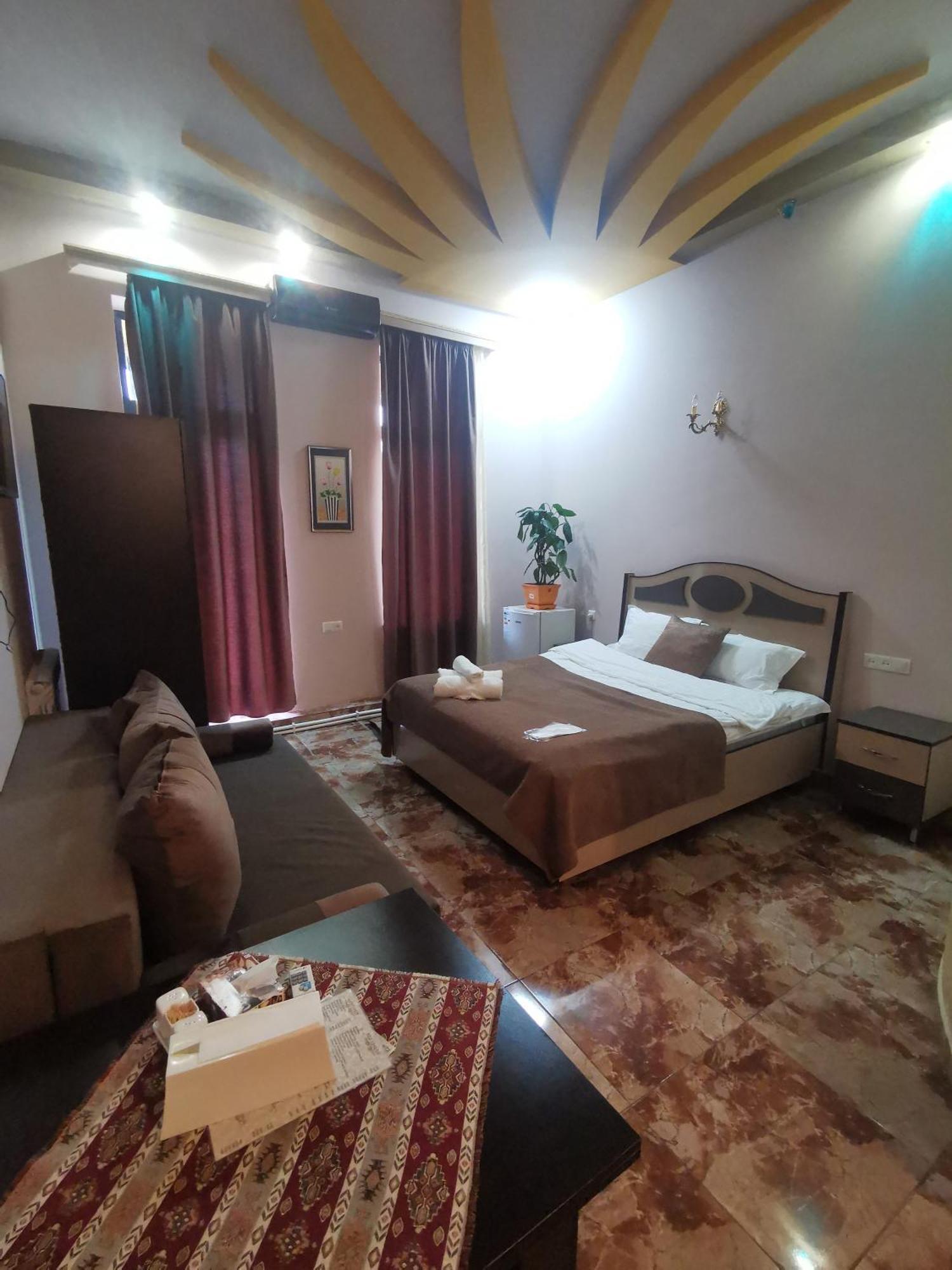 Narek+ Hotel Arrinj Værelse billede