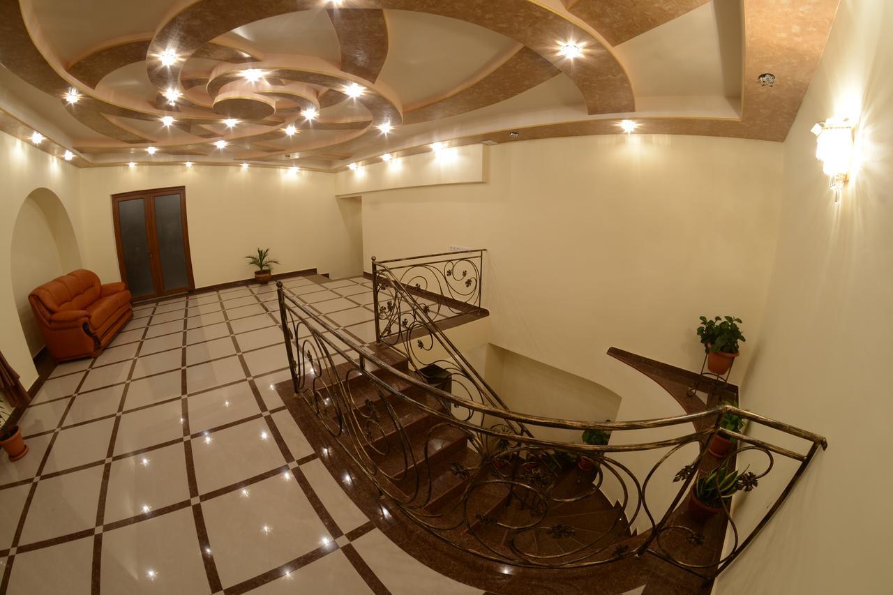 Narek+ Hotel Arrinj Eksteriør billede